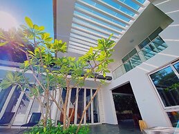 Diamond beach OceanView Villa