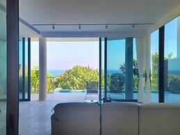 Diamond beach OceanView Villa