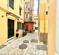 Kukuvayia s Nest-centre Old Town Corfu