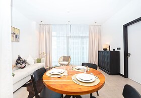 Easygo- Executive 1bdr Northside Busbay