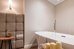 Mae Select Hotel