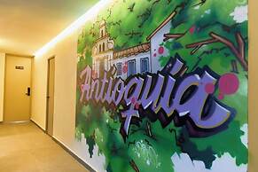 Comfortable Stadio Suite Rosa Negra