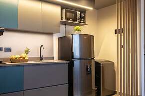 Comfortable Stadio Suite Rosa Negra