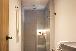 Stadio's Cozy Rosa Negra Suite
