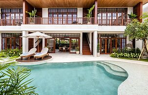 Plawa Laguna Bali