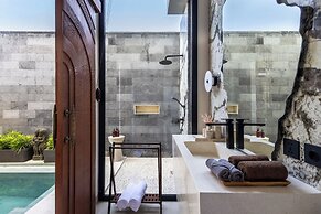 Plawa Laguna Bali