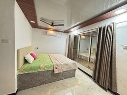 sea royal rooms and cafe