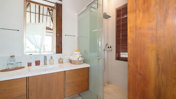 Alea Estate by Villa Finder