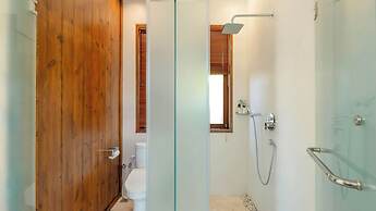 Alea Estate by Villa Finder