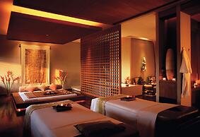 Krungthep Wing Apartment