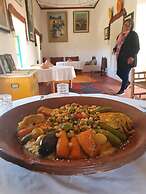 DAR INFIANE Tata