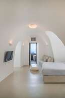 Hommage Suites With Caldera View & Hot tub