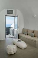 Hommage Suites With Caldera View & Hot tub