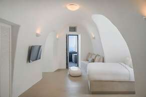Hommage Suites With Caldera View & Hot tub