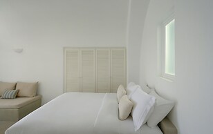 Hommage Suites With Caldera View & Hot tub