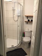 Captivating 1-bed Apartment in Hednesford