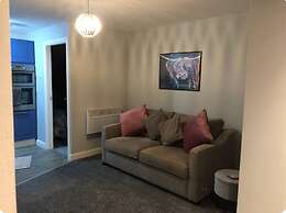 Captivating 1-bed Apartment in Hednesford