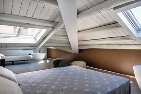Settimo Apartment with Terrace
