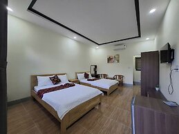 Long Vân Hotel