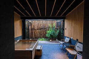 Beijing Aqua City YiPiao Hot Spring Resort