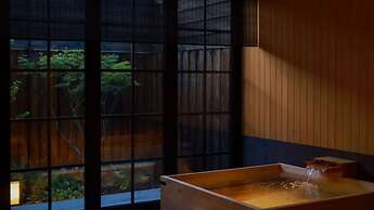 Beijing Aqua City YiPiao Hot Spring Resort
