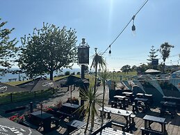 The Buccaneer Inn