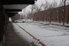 Fort York Motel