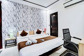 KINGS COURT HOTEL
