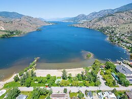 Skaha Lakefront Inn