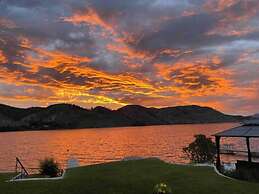 Skaha Lakefront Inn