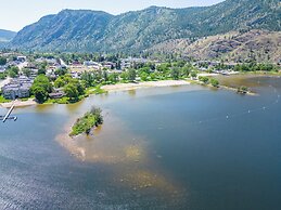Skaha Lakefront Inn