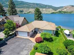 Skaha Lakefront Inn