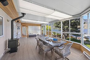 Skaha Lakefront Inn
