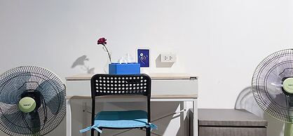 MAXi MaMa Room