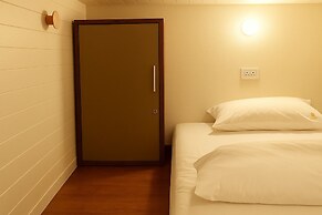 Shanti Hostel