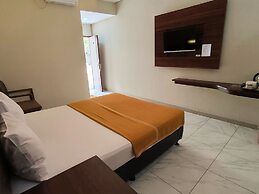 Bandengan Beach Hotel Jepara 2
