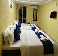 Hotel Tenach