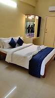Hotel Tenach