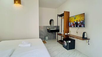 Tween House