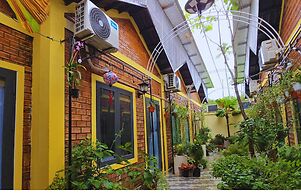 Tween House