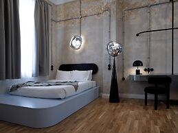 Hipsters Hotel