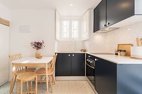 Alfama Design W Terrace by Homing