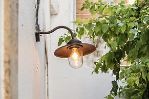 Alfama Design W Terrace by Homing