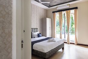 The Serene Shores - Luxury Private Villa