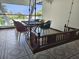 The Serene Shores - Luxury Private Villa