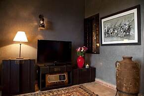 KASBAH ILLY