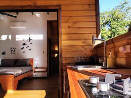 Thoas Lodge