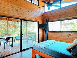 Thoas Lodge