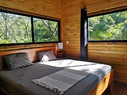 Thoas Lodge