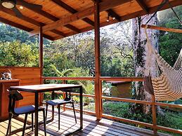 Thoas Lodge